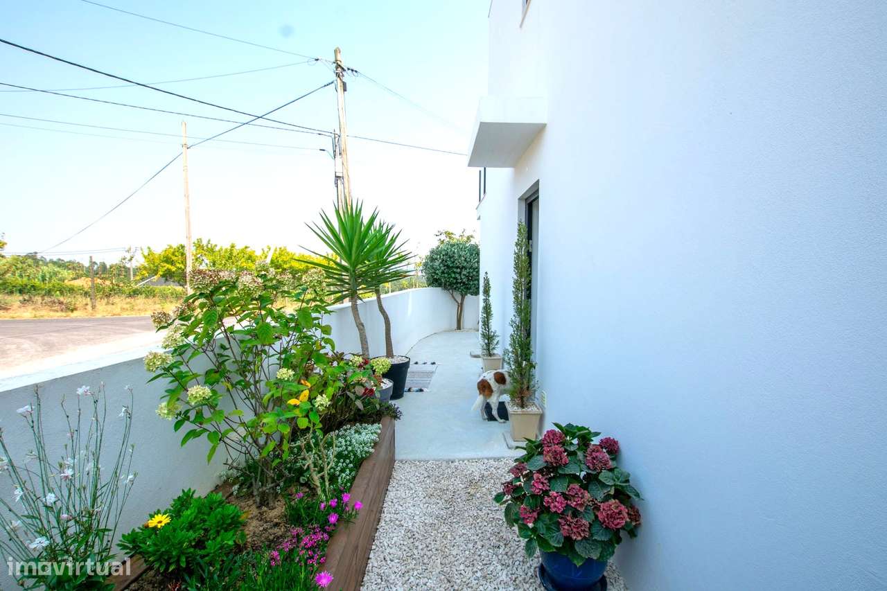 Moradia T4 com piscina e jardim - perto de São Martinho do Porto-27