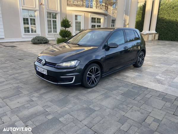 Volkswagen Golf 1.4 GTE Plug-In-Hybrid DSG - 1