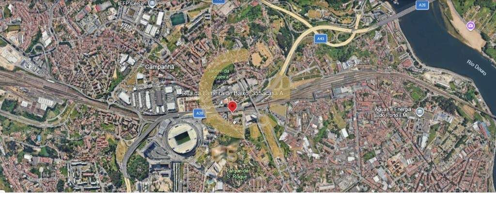 Moradia T3 Renovada com Jardim em Campanhã – Porto-35