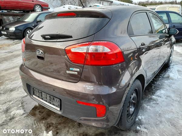 KIA RIO III LIFT ZDERZAK TYŁ TYLNY TYLNI DBS - 21