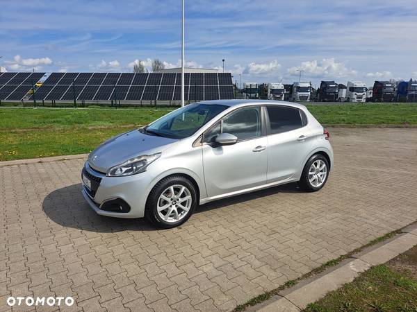 Peugeot 208 1.2 PureTech Active - 4