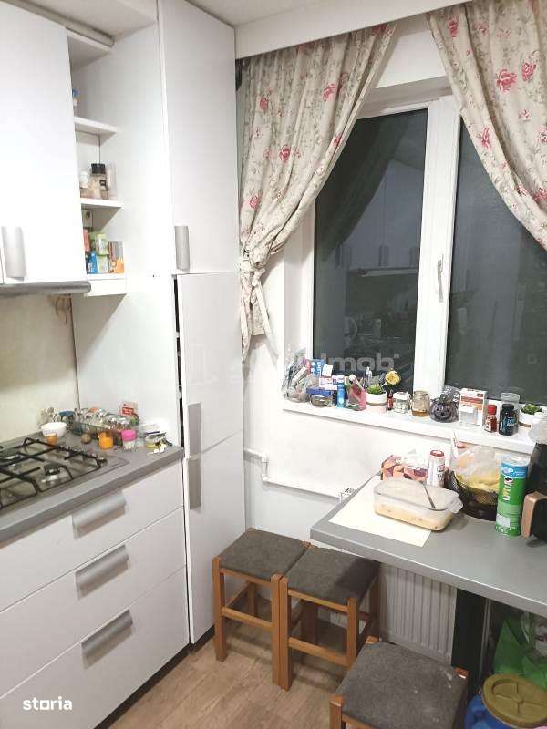 Vanzare 3 camere decomandat - 2 gr sanitare - Drumul Taberei - Metrou-7