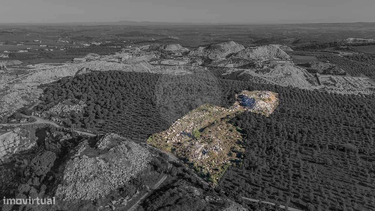 Terreno  para venda - Grande imagem: 1/6