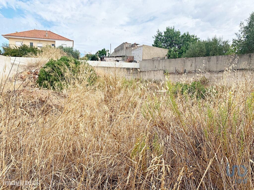 Terreno para construção em Faro de 698,00 m2