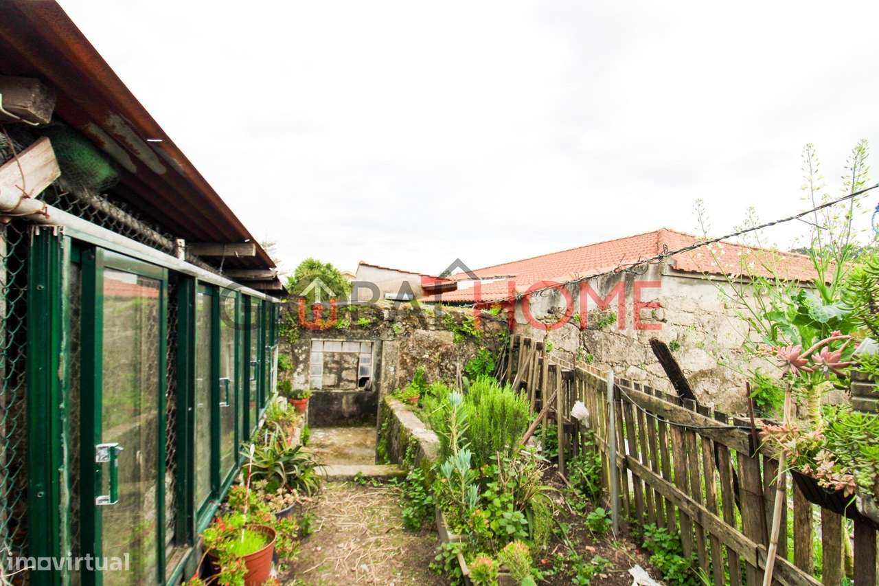 Quinta para Reabilitação com 1.251 m² em Águas Santas-17