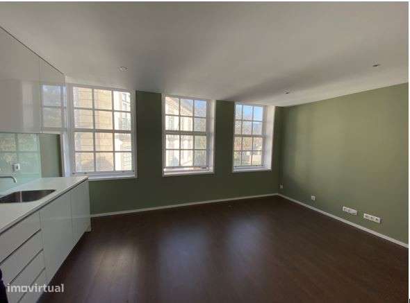 Apartamento T0 - Centro Histórico de Guimarães-15