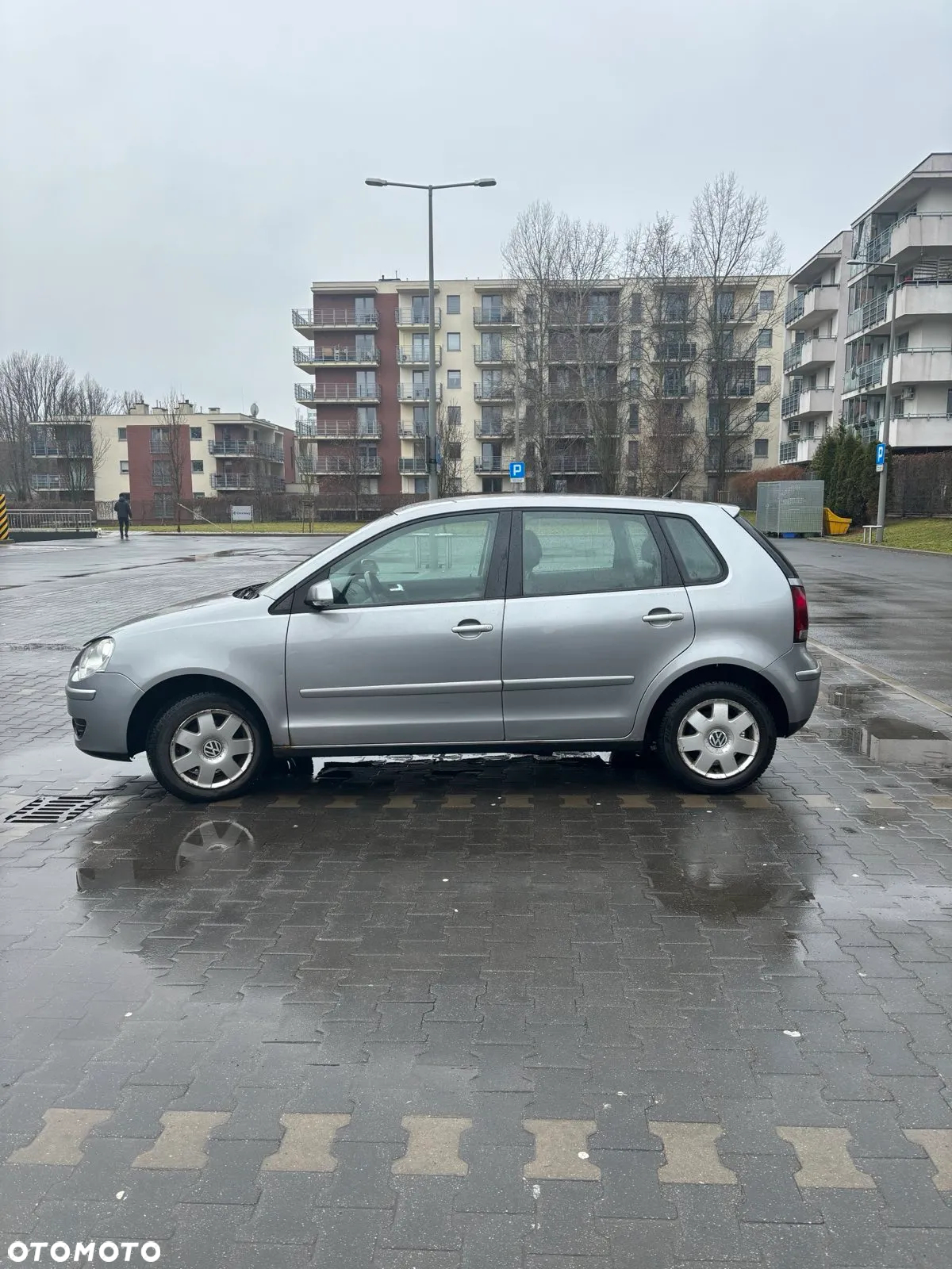 Volkswagen Polo 1.4 16V Comfortline - 2