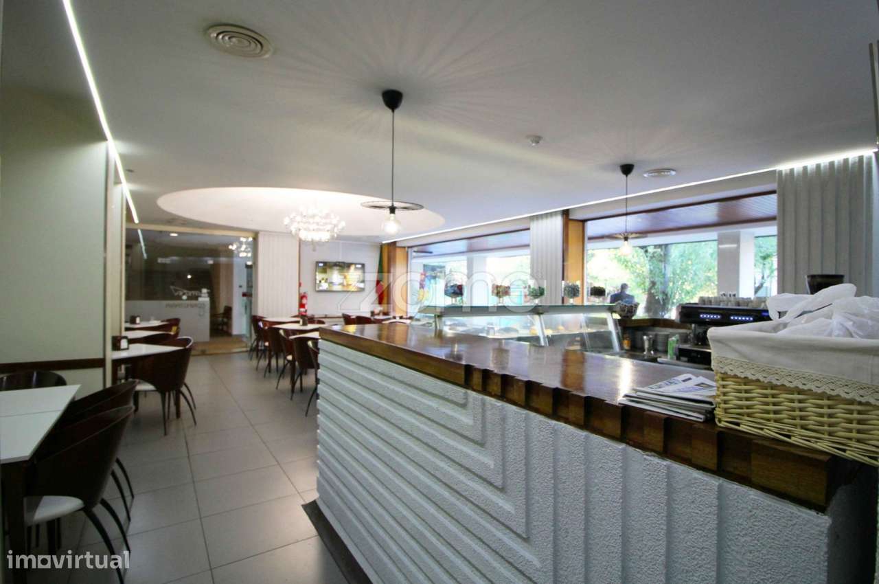 Pastelaria, Café, Snak Bar em S. Vitor - Grande imagem: 3/7