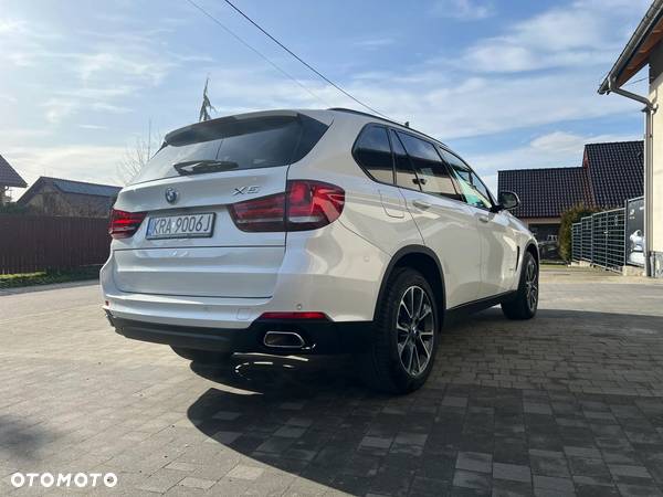 BMW X5 xDrive40d - 24