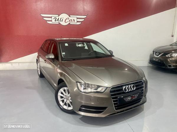 Audi A3 Sportback 1.6 TDI Attraction - 1