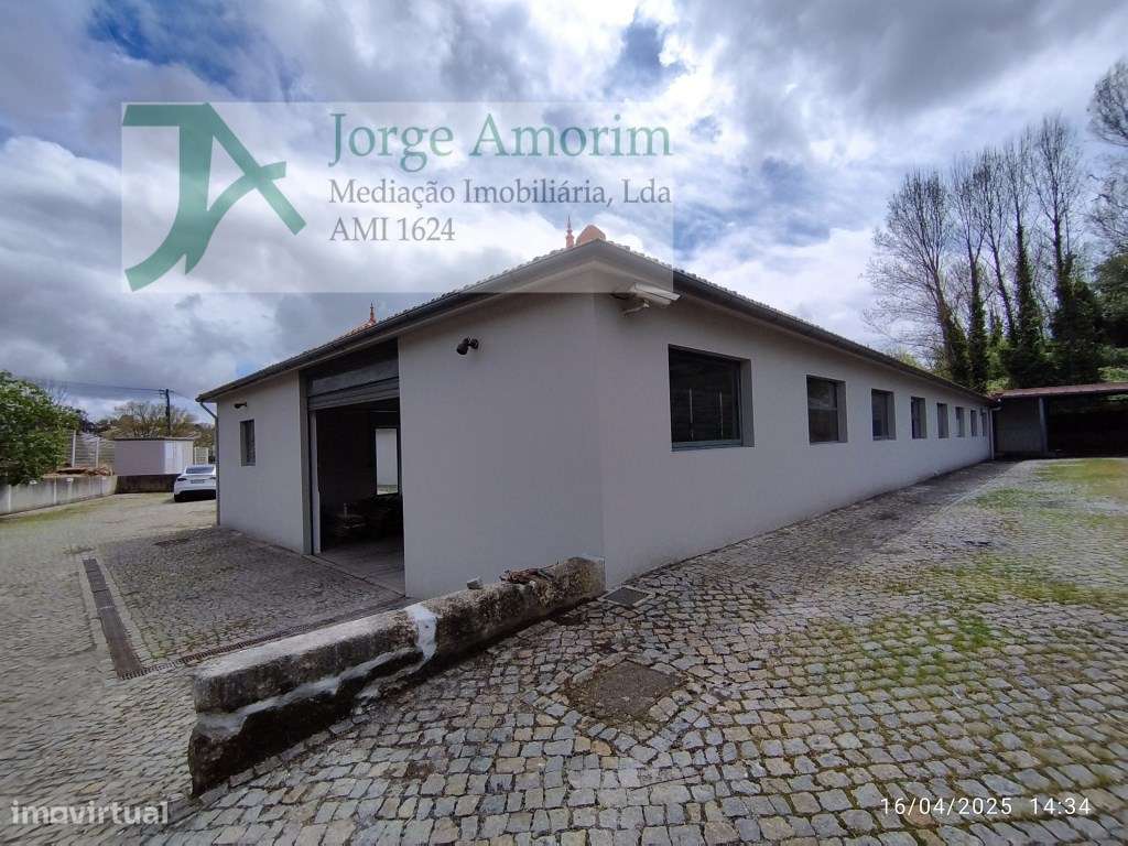 Armazém industrial com 1400 m2. Frente para A.E - A43 Porto - Gondo...-21