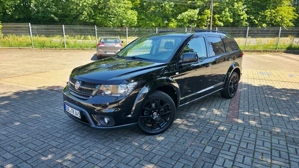 Fiat Freemont 2.0 Multijet 16V DPF Automatik Allrad Black Code 2014