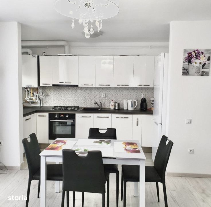 Apartament modern de 3 camere, 74mp, 2 balcoane, zona Stejarului