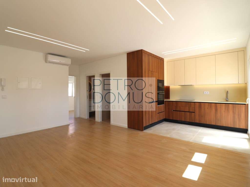 T2+1 EM PRÉDIO TOTALMENTE REMODELADO - ALMADA - VISTA CRISTO REI-5