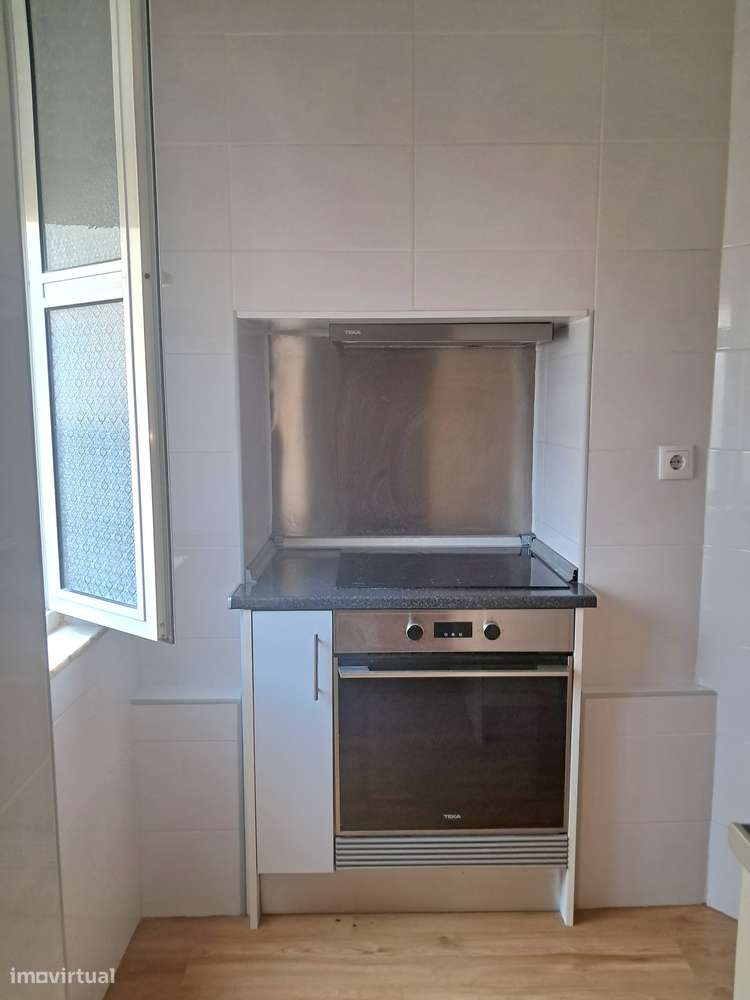 T1 em Arroios com cozinha separada-5