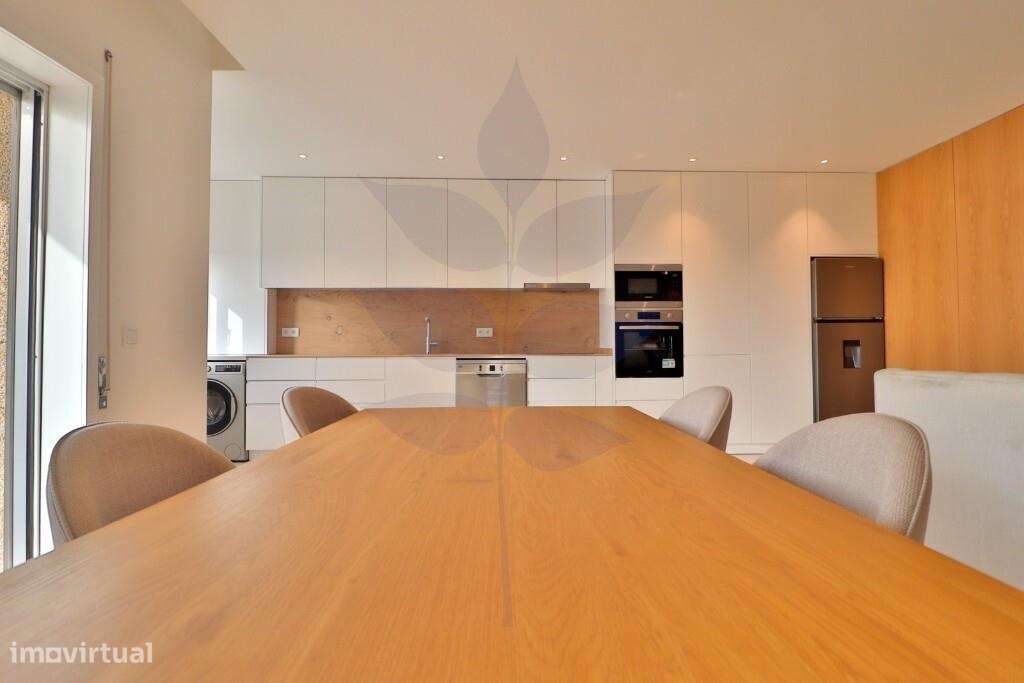 Venda apartamento T2 totalmente renovado em Maximinos-15