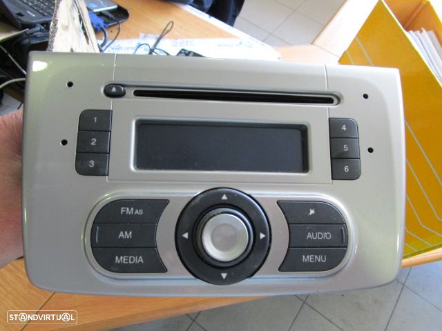 Peça - Radios 1560919080 7648526316 Alfa Romeo Mito 2010 Bosch
