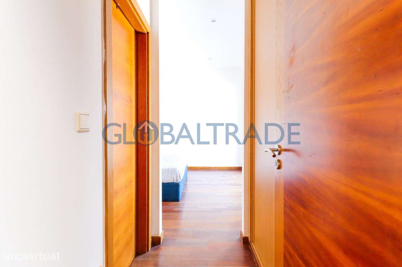 Moradia T3 com Terraço em Valbom-49