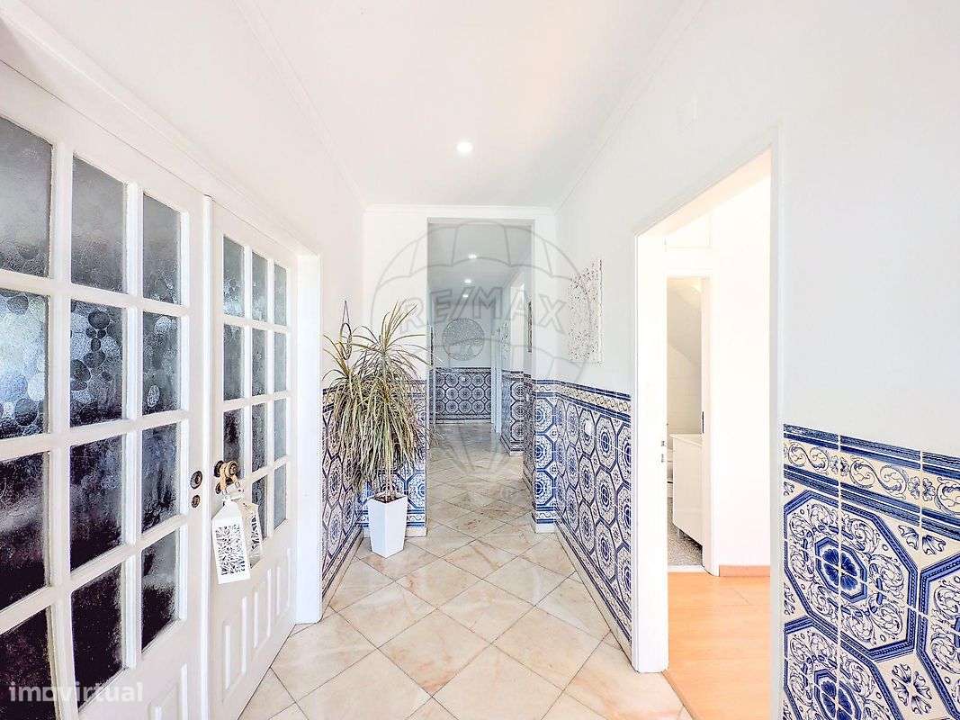 Moradia T5 para venda-25