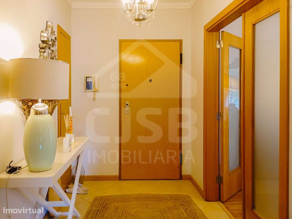 Apartamento T4 Porto Alto-1