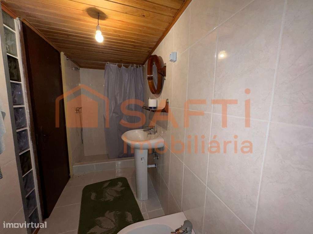 Moradia com 4 pisos - Grande imagem: 5/26