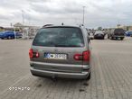 Volkswagen Sharan 2.0 TDI Comfortline - 8