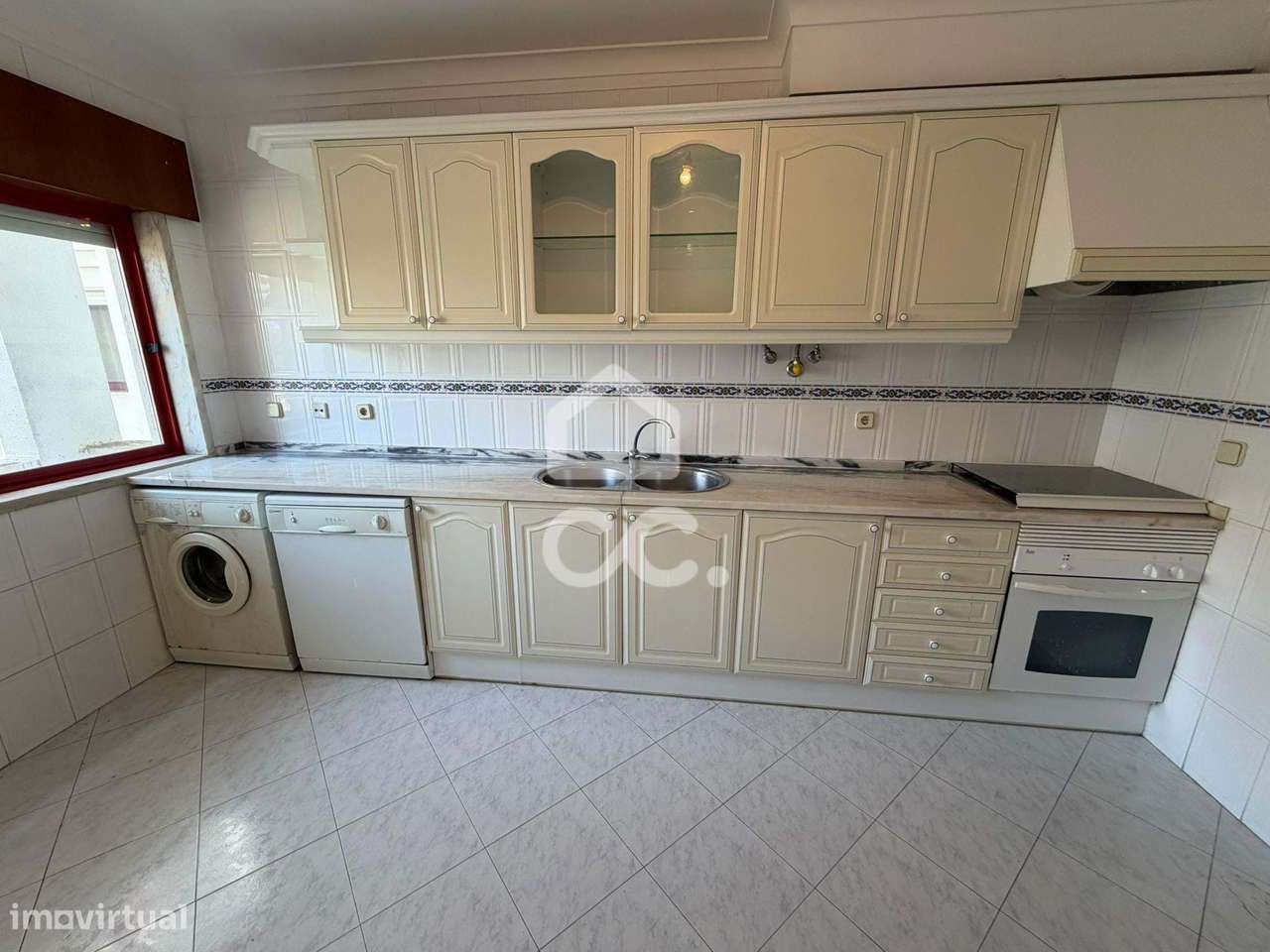 T2 espaçoso com Lareira, Varanda e Garagem - Algueirão-5