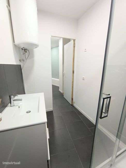 LOJA NO CENTRO DE GUIMARÃES - Grande imagem: 3/9