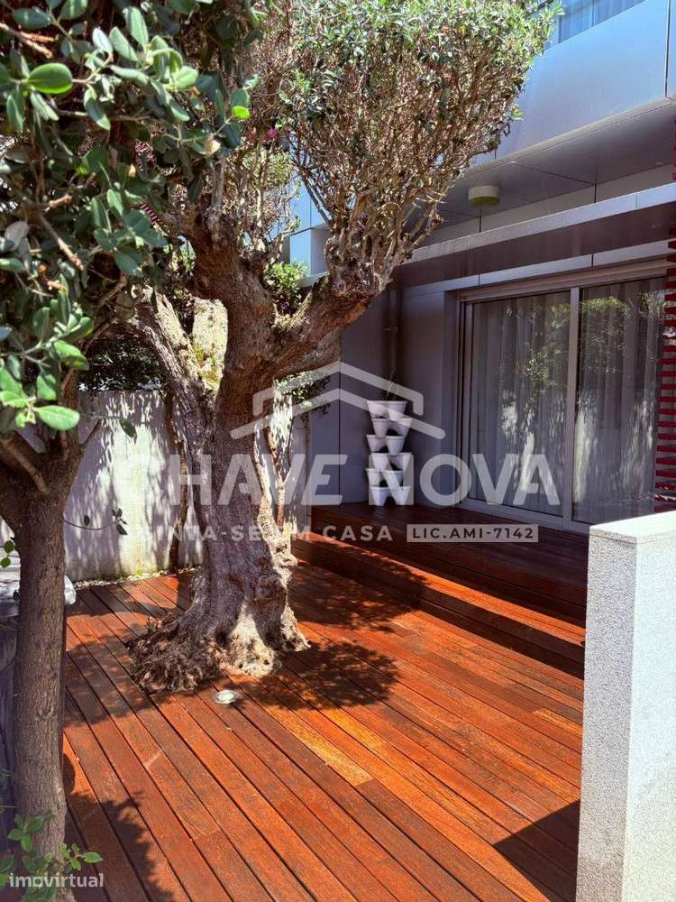 Moradia de luxo V4 com 4 pisos e elevador em Leça da Palmeira - Zon... - Grande imagem: 2/24