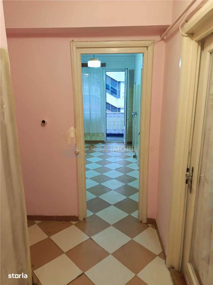 APARTAMENT 2 CAMERE 50 MP  CENTRU ZONA MC DONALND''S - Imagine principală: 2/9