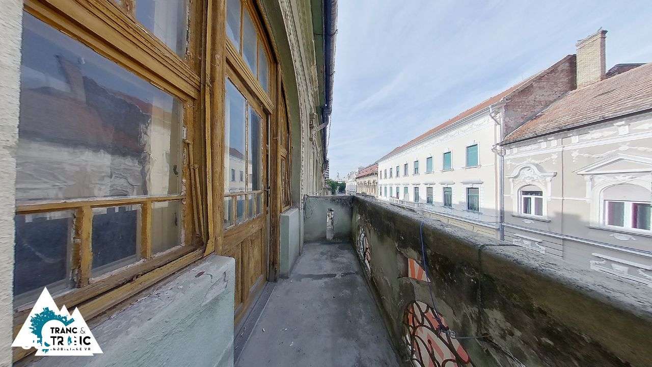 Apartament / Birou generos cu 2 camere pe Bdul Decebal - Imagine principală: 5/12