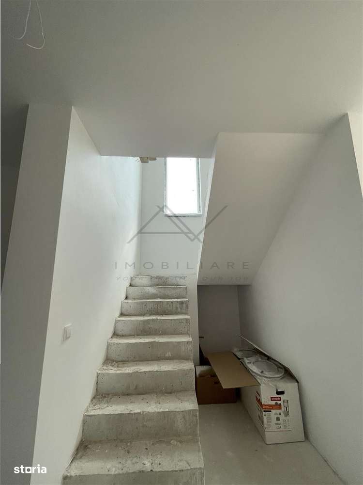 VILA DE VANZARE CIOROGARLA ACCES RAPID A1 - LA CHEIE - Imagine principală: 5/13