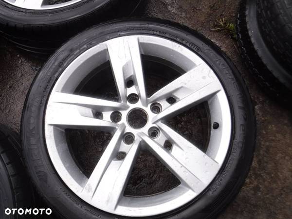 Seat VW Audi Skoda A4 Passat Golf Touran  alufelgi 17 5X112 ET51 opony - 2