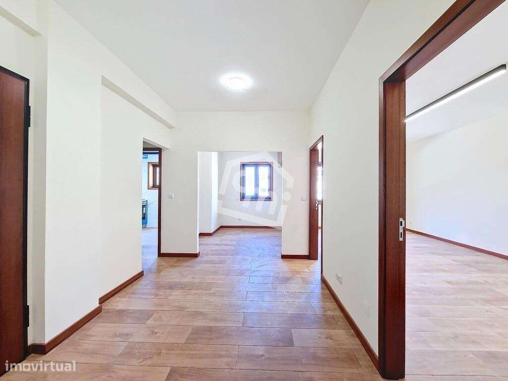 Venda de T3 na Marginal de Matosinhos com Garagem-5