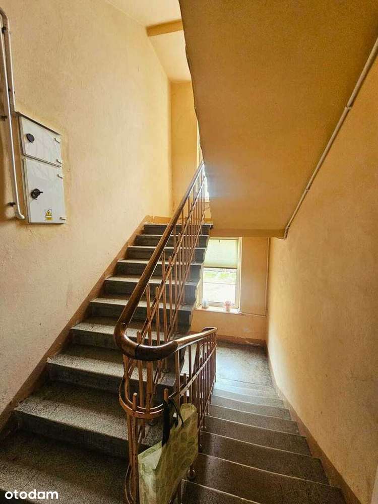 Kamienica na sprzedaż-12