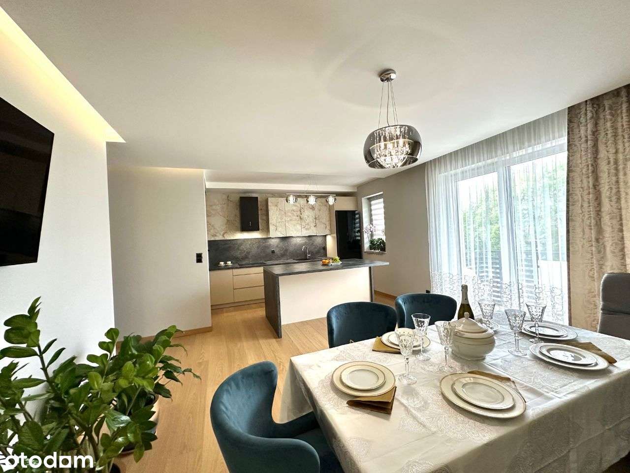 Klimatyczny apartament o podwyższonym standardzie-5