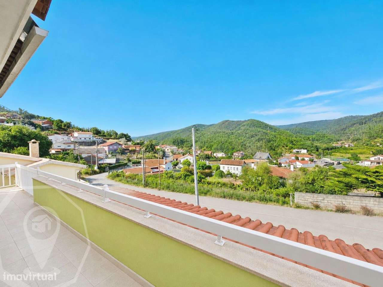 Andar de Moradia T3 - Ótima Exposição Solar!-8