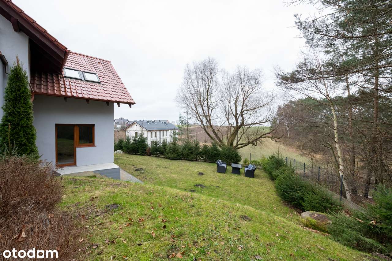 Ponadczasowy, jakościowy dom na dużej działce przy lesie-18