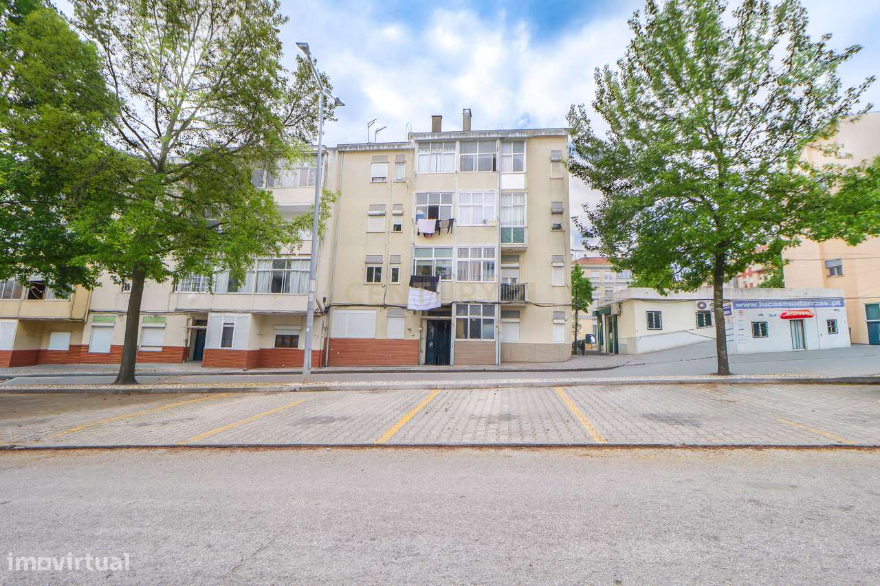 Apartamento T2 na Cruz de Pau - Amora - Seixal-31