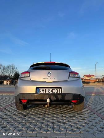 Renault Megane 1.5 dCi Dynamique - 8