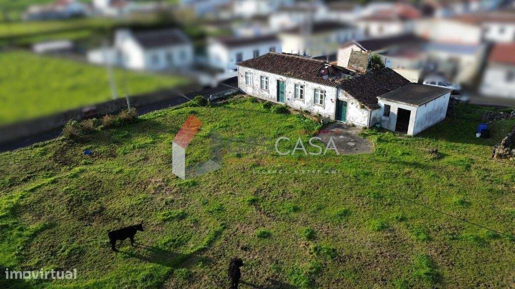 Conjunto de dois prédios urbanos com elevado potencial – Venda exclusi-6