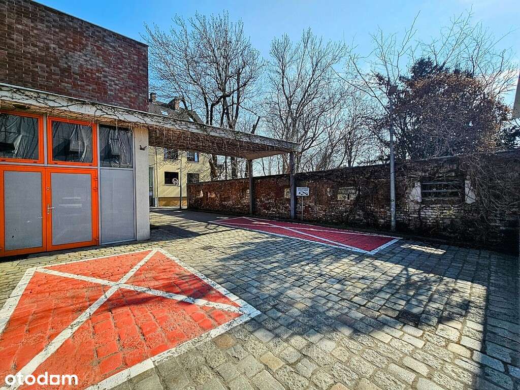 Garaż-2xmiej. postoj 30m2 Wroc. Oporów Dzierżonia-4