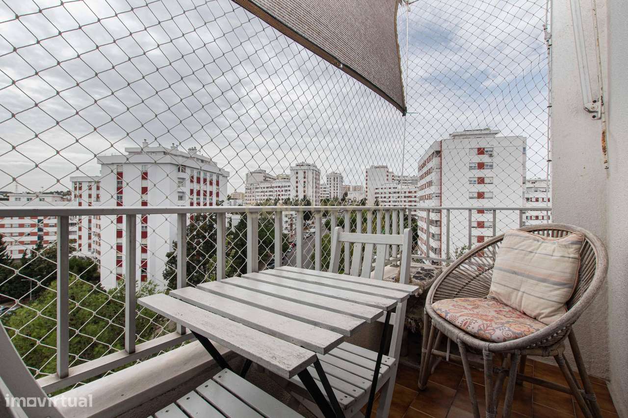 Apartamento T3 com vista cidade e rio na Póvoa de Santa Iria-18