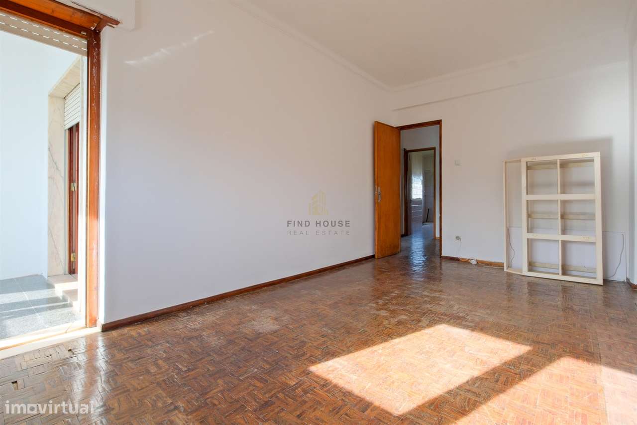 Apartamento T2 na zona da Figueirinha em Oeiras-9