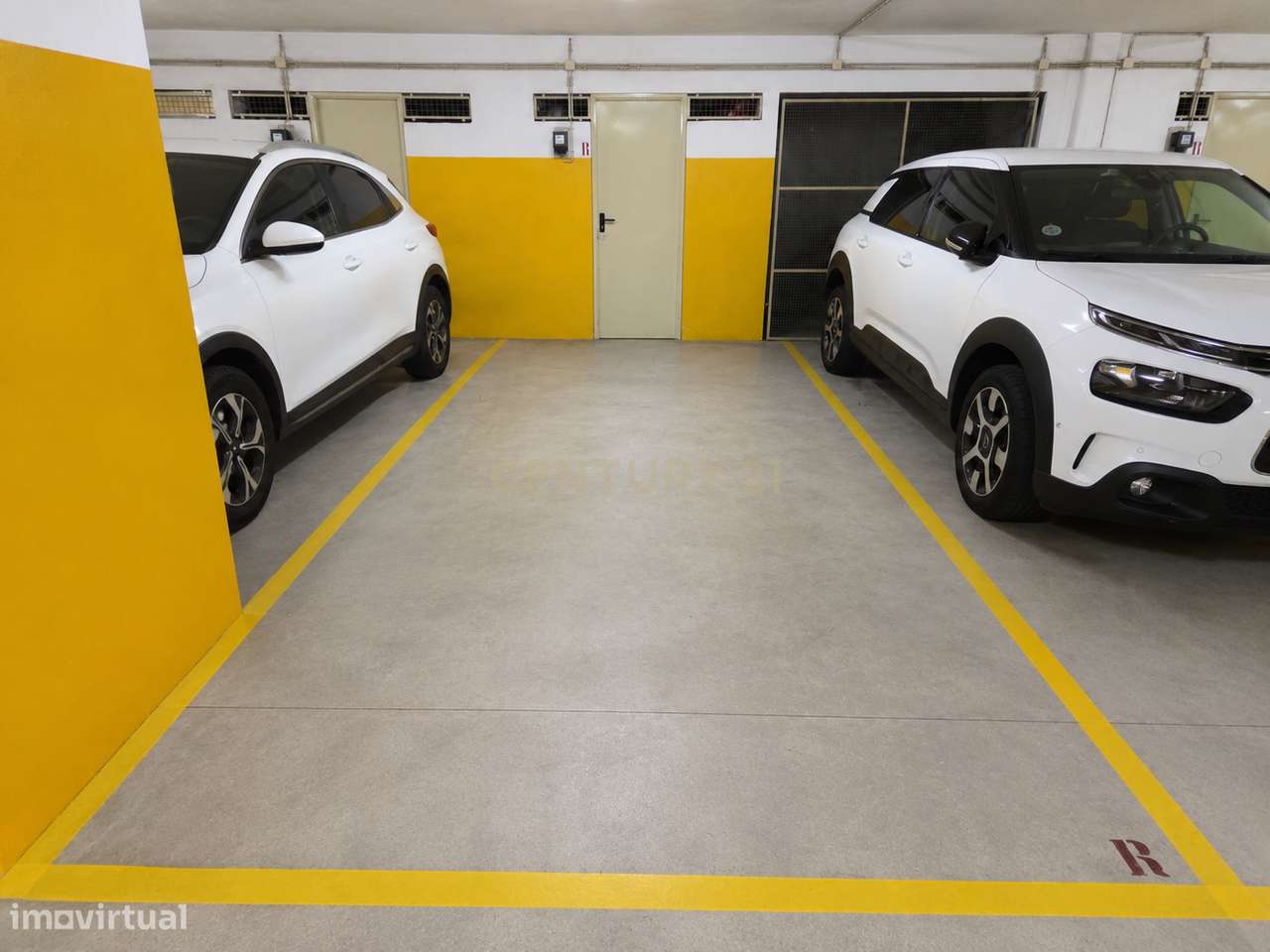 7 LUGARES DE GARAGEM | 7 ARRUMOS | 135,9 M² | BESSA | PORTO-7