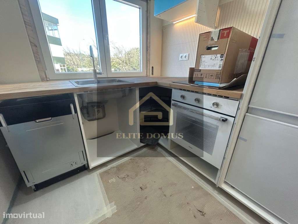 T2 totalmente remodelado - Casal S. Brás - Grande imagem: 5/13