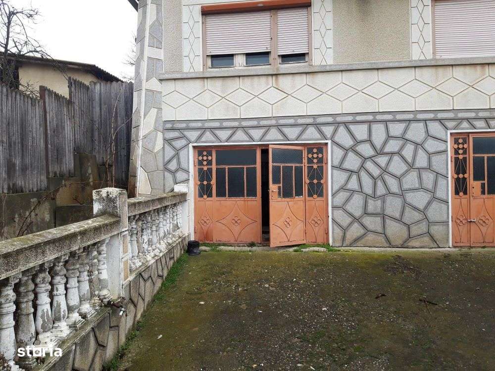 Casa - 133mp + Anexa - 11mp +Teren - 465mp -  Raciu - Imagine principală: 5/11