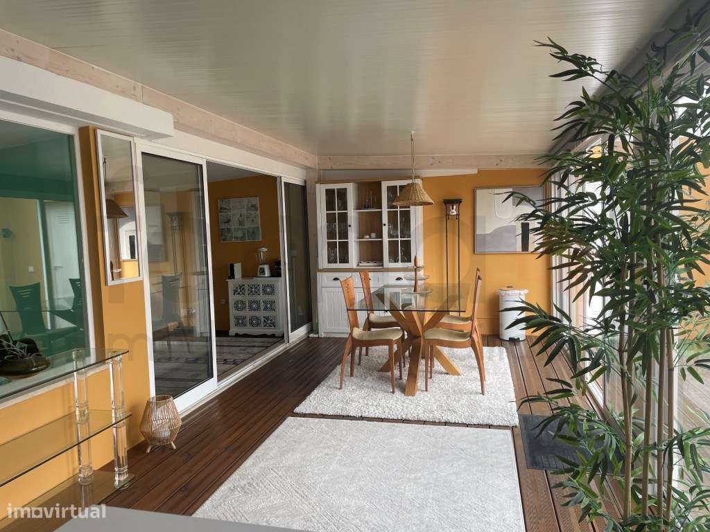 Penthouse Exclusiva com Terraço Panorâmico - Setúbal-12