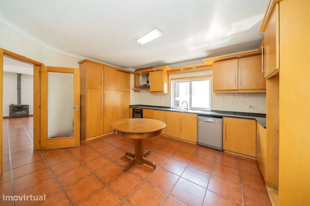 Moradia T4 com piscina nas Marinhas | Esposende-22
