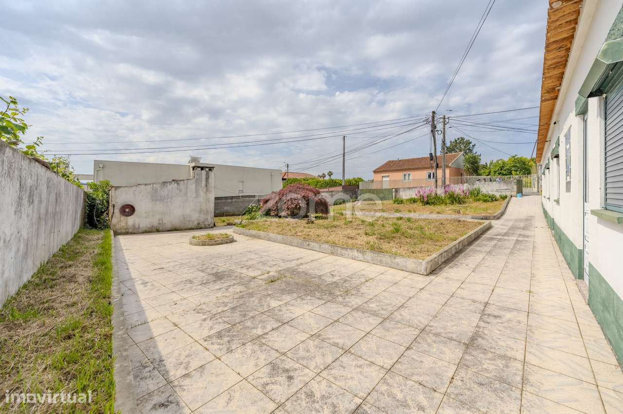 Moradia Com Terreno - Barroselas-39